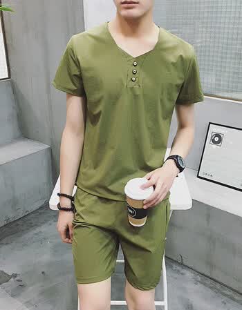 新款潮男薄款运动短裤夏天时尚男青年短袖健身服休闲全套衣服 军绿色