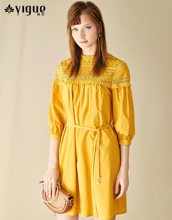 亦谷春秋装新款通勤小立领绣花蕾丝拼接连衣裙女372901a411 黄色 l