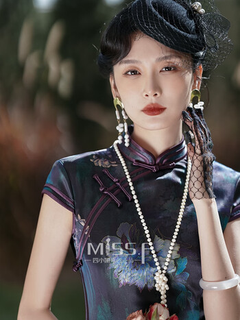 四小姐老上海真丝旗袍新款2024新款复古民国风女装走秀小众高端繁花