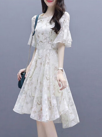 服饰内衣>女装>连衣裙>拉夏贝尔>拉夏贝尔连衣裙女装2024年新款春夏季