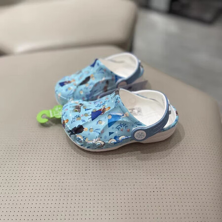 卡骆驰（crocs）冰雪奇缘洞洞鞋男女款凉鞋儿童沙滩鞋035...
