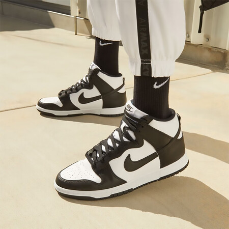 耐克（NIKE）DUNK HI RETRO男子黑白复古高帮运...