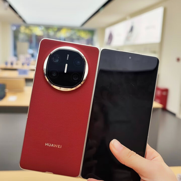 华为新品 Mate X6 全网通大折叠屏鸿蒙系统双卡双待正品手机 寰宇红 12GB+256GB 官方标配+【原封未激活】+全国联保