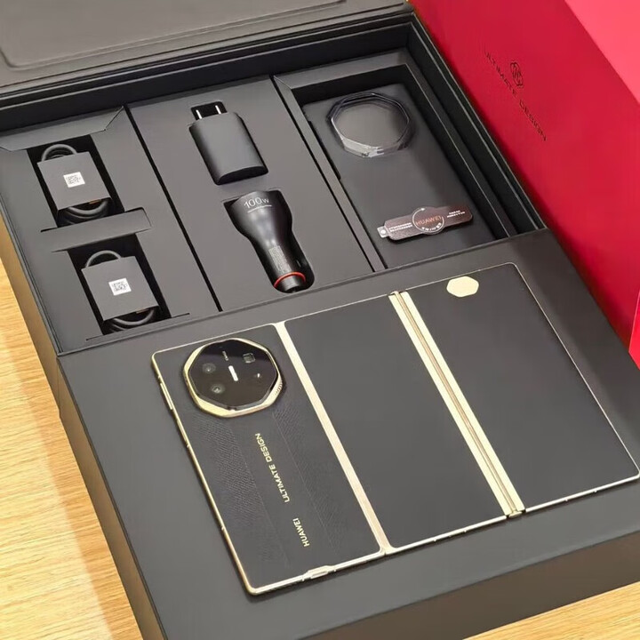 华为（HUAWEI）Mate XTs 非凡大师 鸿蒙三折叠 AI智能旗舰手机matext系列 MateXTs【玄黑】 16+1T 官方标配 全新未激活