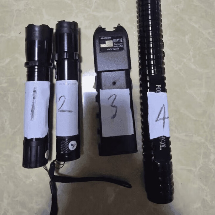 防身户外1101-910-928-x8应急多功能安全防护家用野外夜晚手电筒 1101*17厘米