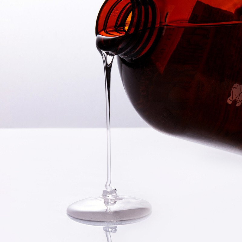 蝶印 日本原装进口 北海道马油 保湿精华沐浴露 600ml