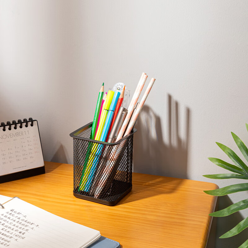 得力（deli）金属网状笔筒笔插圆形方形简约网纹创意桌面化妆刷收纳盒收纳桶笔盒大容量多功能办公用品 方款-金属网格笔筒 9174