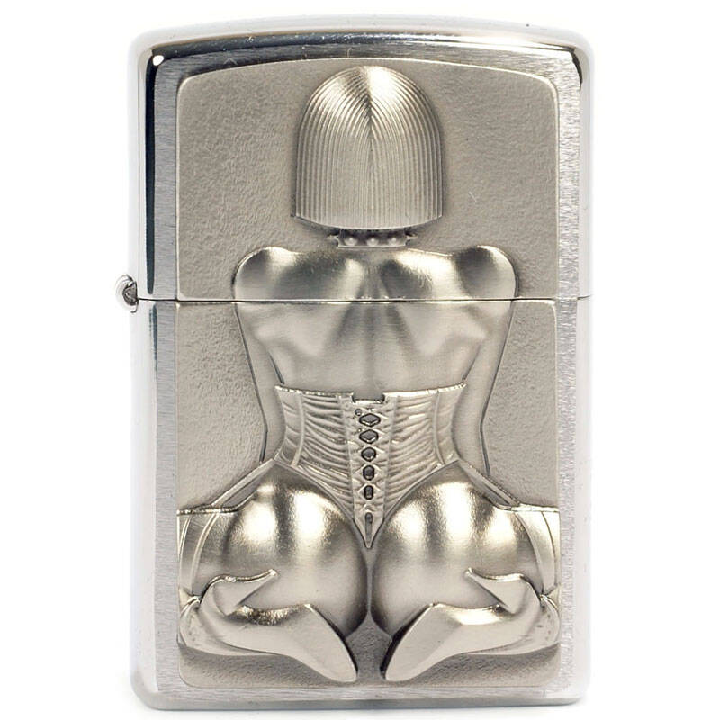 芝宝zippo打火机 欧版跪式克娄巴特拉女王 2.002.547 镀铬拉丝徽章