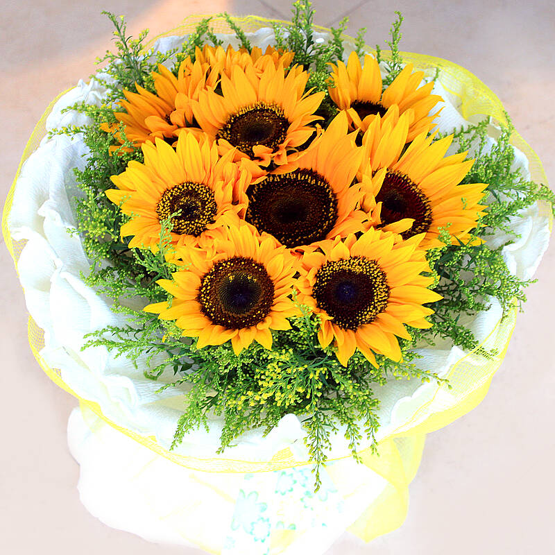 鲜花速递 9朵向日葵送长辈送妈妈【最快2小时送 9朵向日葵花束w(祝福