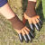带爪子挖土手套浸胶种菜农用刨坑种植园艺干农活乳胶防刺劳保手套 咖啡色-右手带爪 3双超值装