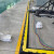 线槽减速带橡胶PVC电线电缆保护槽室内户外舞台地面过线桥盖线板 黄色一槽带螺丝孔(槽径25*15mm