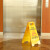 趣行 A字告示牌 人字警示牌塑料指示牌 正在维修暂停服务 电梯扶梯提示人字牌A字牌(正在维修）20个装
