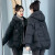 纪诗哲（GIEVSZHE）品牌羽绒服女2023冬季新款轻薄高端时尚韩版纯色连帽短款外套 黑色 XL  129-143斤