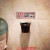 创意免钉墙上壁挂式烟灰缸公共场所厕所卫生间吸烟区灭烟筒垃圾桶 简易款黑+标牌 免钉款
