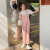 彼岸鸟粉色背带裤女夏季新款日系桔梗减龄设计感小众宽松休闲直筒裤 粉红色 S