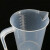 铸固 加盖塑料量杯 实验室带把手pp透明刻度杯塑料带盖测量杯计量杯 2000ml加盖 