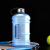 钢盾2000ml大容量运动水壶健身水杯男塑料便携太空杯子女2.2ml水桶 钢盖 PETG透明蓝2.2L 不可装开水