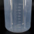赫思迪格 塑料刻度烧杯 无手柄具嘴测量杯塑料量杯 500ml HHW-234