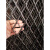 OIMG菱形钢板网护栏拉伸重型装饰吊顶脚踏网仓库隔离网冲拉机械防护网 15*25毫米2毫米厚1米宽2米长