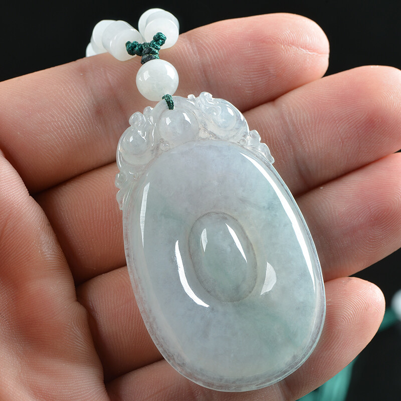 伟德国际挑选翡翠的四个口诀