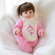 仿真婴儿洋娃娃会说话唱歌的智能软胶陪睡眠公仔玩偶大号感应可爱布娃娃儿童女孩公主玩具礼物 277鲨鱼款粉色 礼盒+小鹿+感应款充电版+换装衣服
