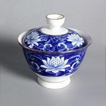 陶瓷盖碗茶杯青瓷泡茶碗家用大号冲茶器单个白瓷三才盖碗功夫茶具泡茶器 金足青花【盖碗】荷花