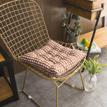 秋冬新款加厚格子磨毛坐垫办公室椅子坐垫学生凳子垫屁股垫榻榻家用坐垫 格子咖色 40X40cm