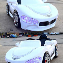 儿童电动车四轮遥控小孩摇摆电瓶汽车婴儿玩具车男女宝宝坐人童车 标配白色单驱+遥控+钥匙+无礼品
