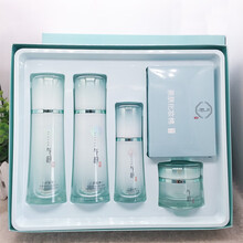 百雀羚本草肌源透润深润悦享礼盒4件套 盈润水嫩补水保湿