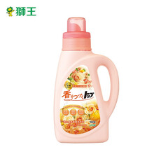 狮王（Lion）浓缩香氛洗衣液900g花果香型 TOP二合一柔顺洗衣液 原装日本进口 儿童洗衣液  新老包装随机发货