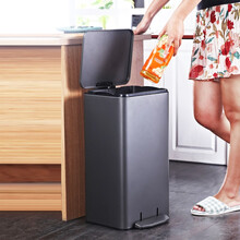 德国YOULET不锈钢厨房垃圾桶脚踏大容量家用客厅时尚高颜值档次轻奢风带盖大号垃圾筒 钛钢垃圾桶15L