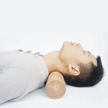 杜仲木枕、杜仲颈椎圆木枕、木枕头、颈椎枕z定制 高9、长30CM(1.8米人群枕用)