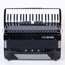 一秒（ONESECOND）德国音簧手风琴成人儿童考级演奏初学60\/96\/120BS 型号ZW633-120贝斯黑色