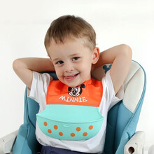 迪士尼宝宝饭兜衣婴儿围嘴围兜防水超软幼儿园儿童食饭兜硅胶罩衣吃饭防脏饭衣 里瑟橘