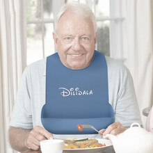 成人围嘴口水兜成人围兜老人吃饭围兜老年人防水硅胶饭兜大人免洗 静谧蓝