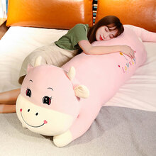 可爱趴趴牛牛抱枕公仔毛绒玩具女孩大号布娃娃女生睡觉抱安抚娃娃抱抱熊床上陪睡超软抱枕玩偶生日520礼物 粉色 全长约1.3米(新品体验价 礼品袋装)