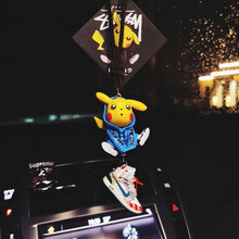 网红潮皮卡丘卡通公仔汽车内饰后视镜挂件AJ联名鞋模车载香片挂饰 蓝皮卡丘+皮绳+棒棒糖【送香片】