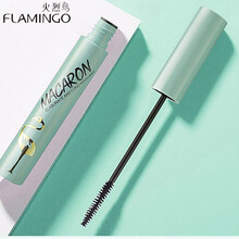 火烈鸟马卡龙睫毛膏不易晕染不易脱妆精细浓密纤长卷翘极细 抹茶绿:精细纤长效果