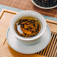 庐山 特级浮红茶叶 江西景德镇浮梁特产 正宗散茶铁罐装125g