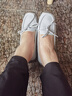 卡帝乐鳄鱼（CARTELO）品牌真皮断码豆豆鞋女士牛筋底单鞋一脚蹬妈妈鞋休闲平底鞋 2833灰色 限购一双 38 实拍图