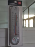 得力（deli） 挂壁式温度计室内外家用婴儿温湿度计工业高精度办公 圆形可悬挂 实拍图