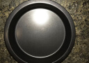 学厨 8寸深款披萨盘 烤盘模具 黑色圆形家用pizza盘 直径23cm*高3.1cm 不粘涂层 烤箱烘焙模具 WK9701S 实拍图