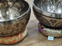 尼泊尔纯手工满月颂钵冥想佛音瑜伽疗愈修行音钵音疗铜钵钵唱歌梵音钵音碗一套 多种尺寸+磨棒+钵垫 【导师款】16-17cm 专业豪华购 实拍图