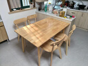 中伟餐桌实木食堂桌子出租房桌子客厅家用桌1.3米一桌四椅（路易斯椅) 实拍图