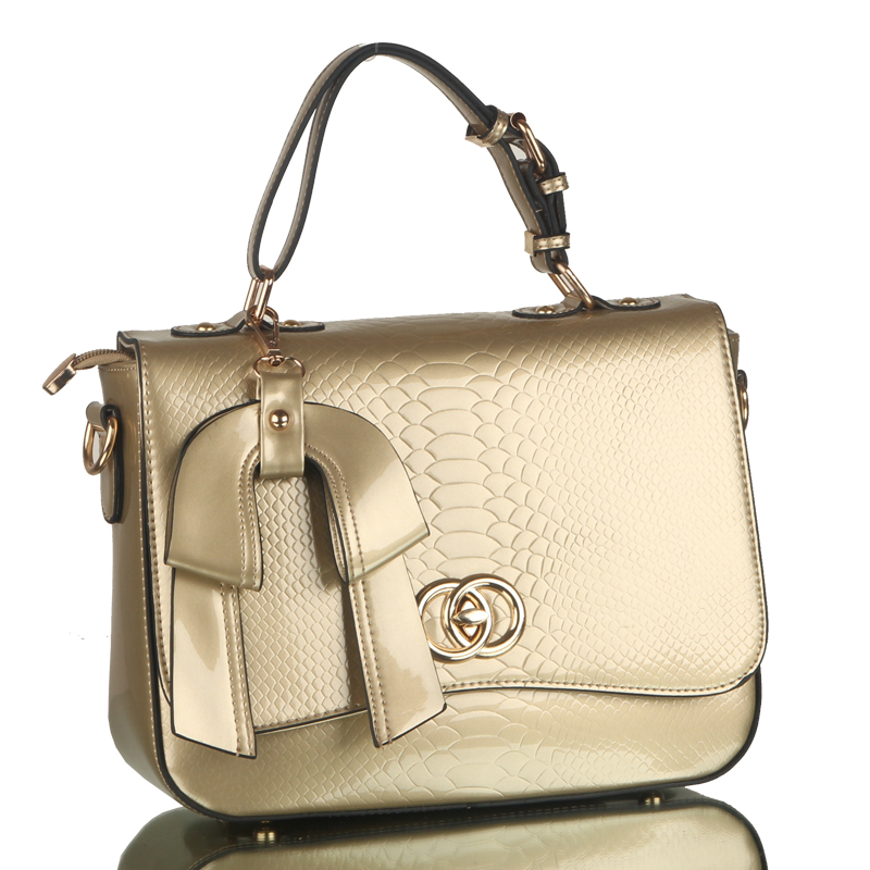 品信箱包 品牌新款包包漆皮镂空手提女包韩国时尚单肩斜跨潮包 9933亮